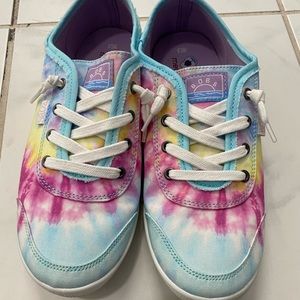 BOB’s tie dye sneakers